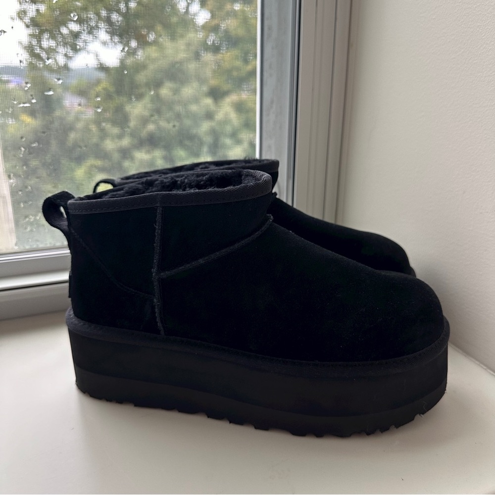DO NOT BUY, ALREADY SOLD - Ugg Ultra Mini Platforms